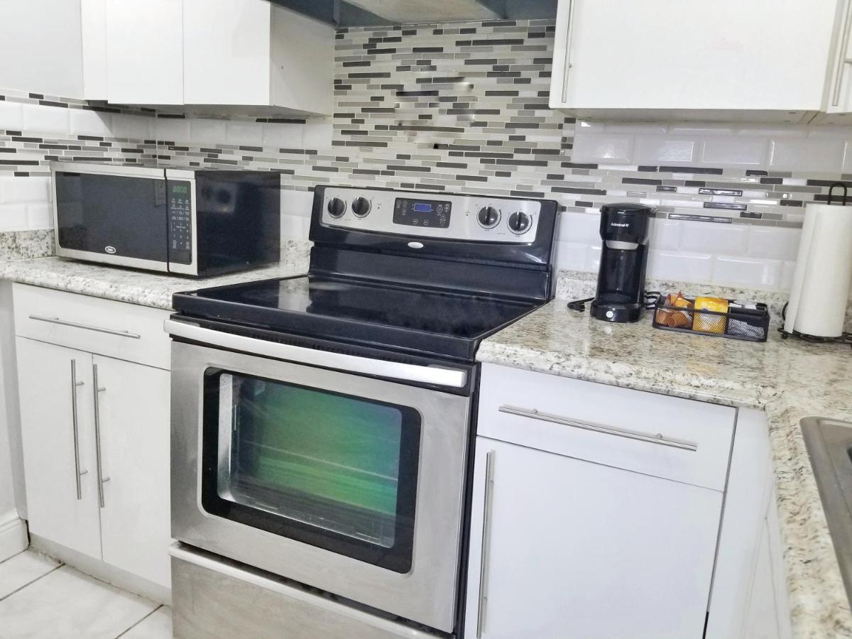 Glam Apartment 5 Miles From Hard Rock Stadium 미라마 외부 사진